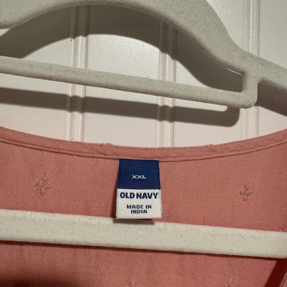 Old Navy Pink Cutwork Pink Blouse Size XXL - Picture 4 of 6